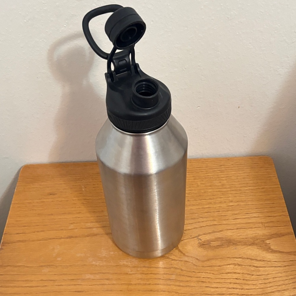 Stainless Steel Water Bottle - Picture 1 of 2